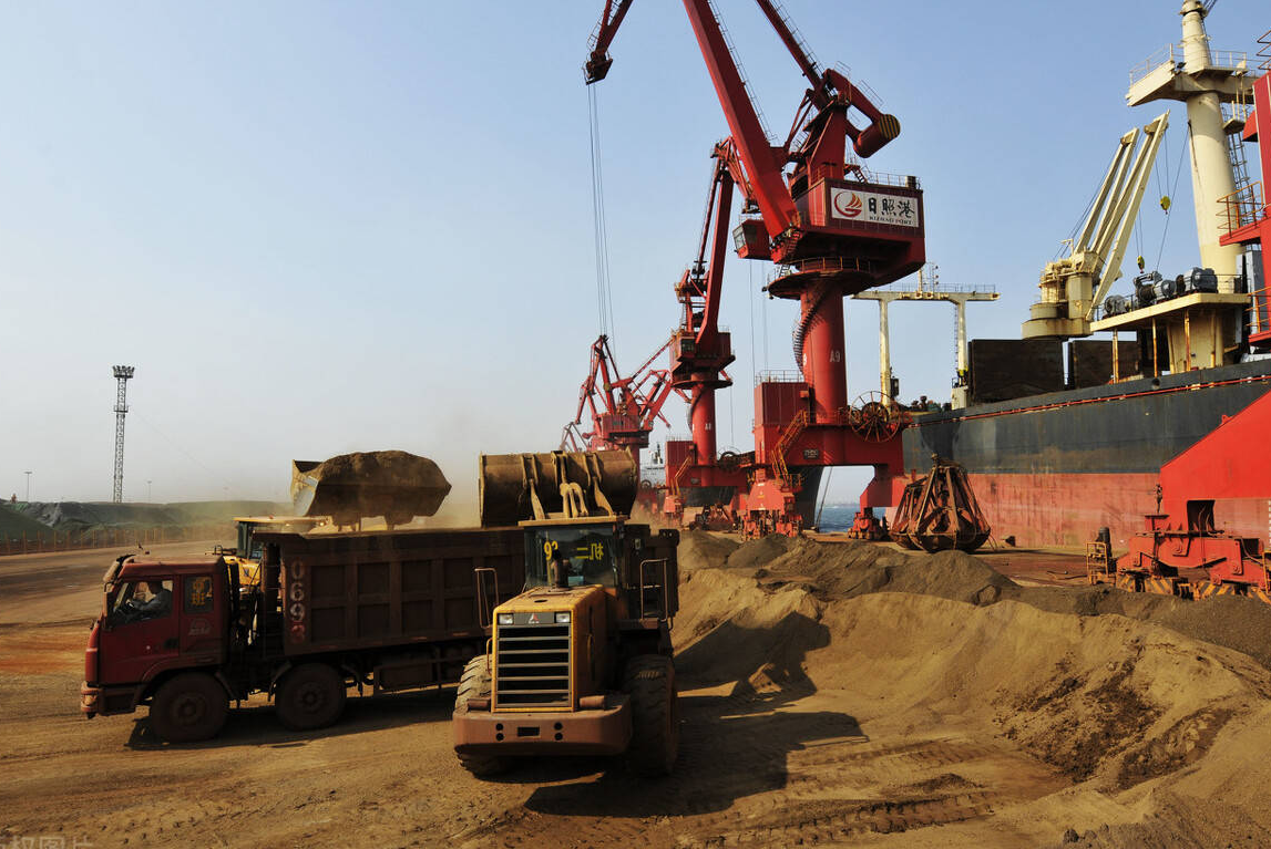 西芒杜铁矿再度被叫停(中企迎来喜讯,西芒杜铁矿重启,我国铁矿进口不