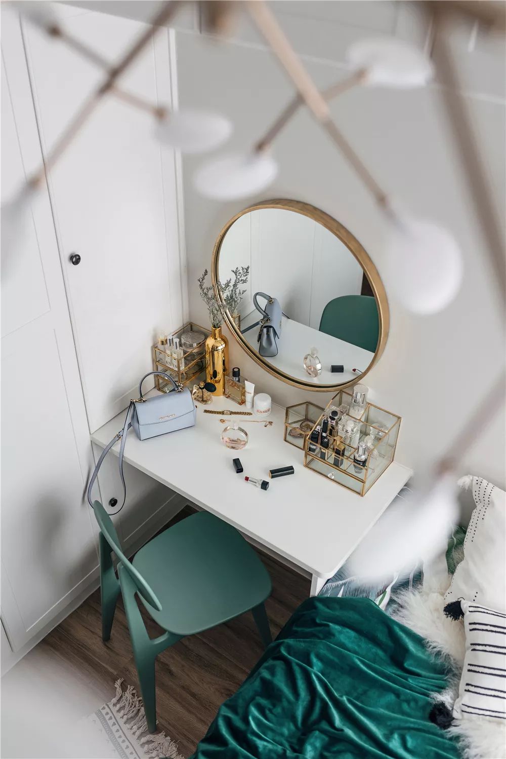 70㎡轻奢北欧风，舒适的色彩搭配，营造简约而又精致的复古气息