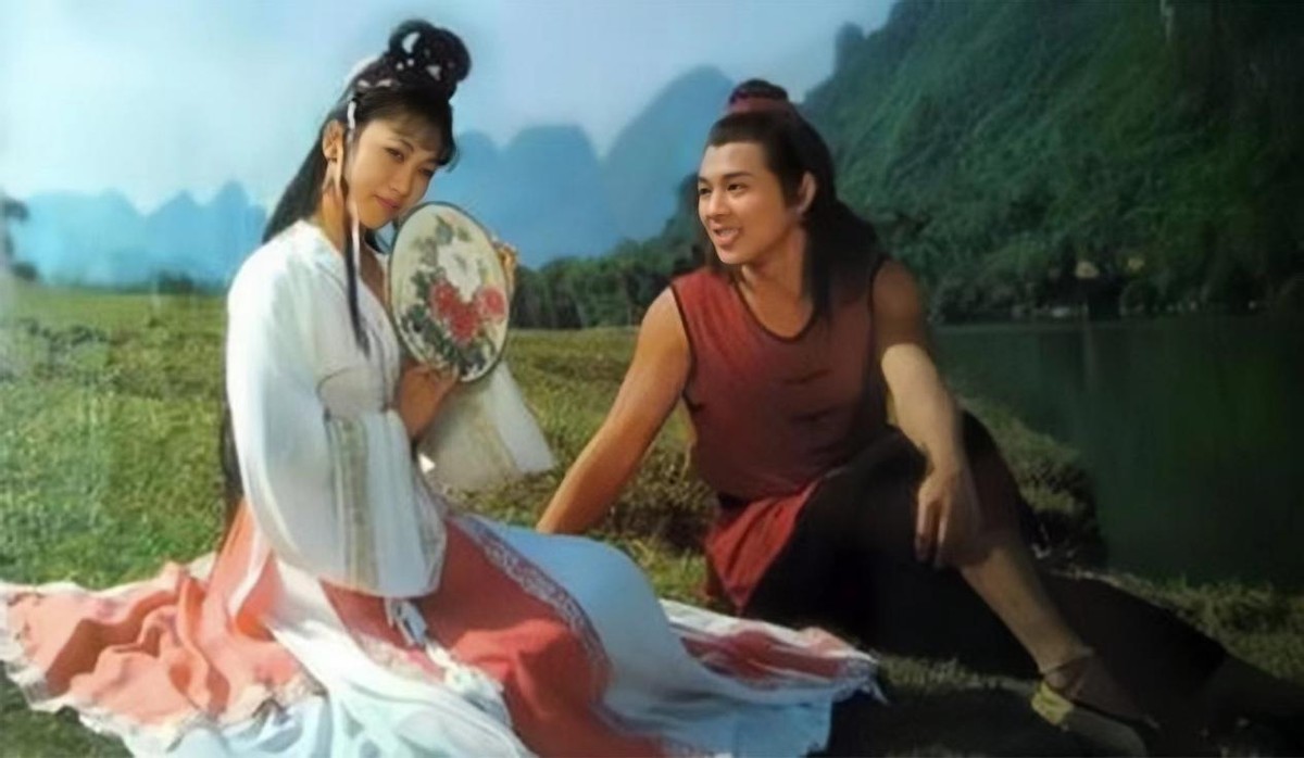 《少林寺》走红后,李连杰成了功夫巨星,牧羊女丁岚去哪里了?