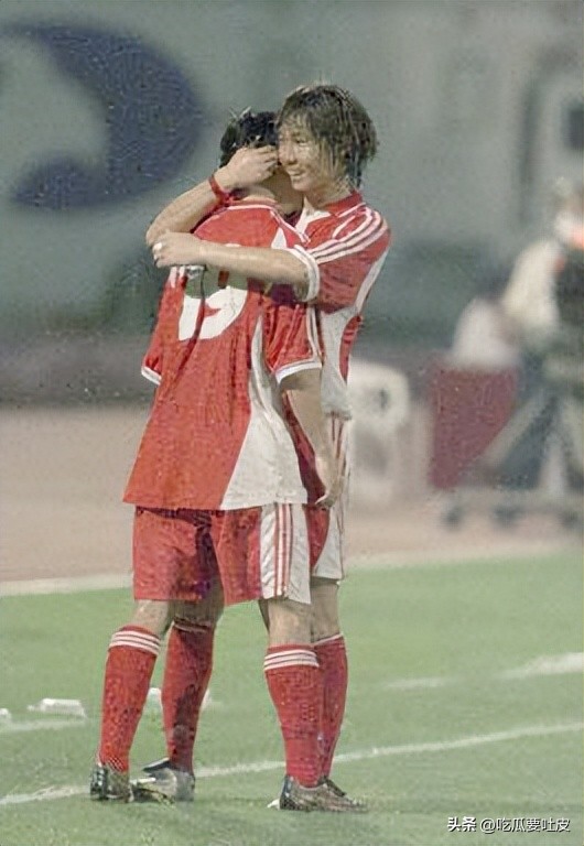 02年世界杯亚洲区十强赛档次（世界杯我们来了，2002世界杯亚洲区十强赛B组，国足强势表现）