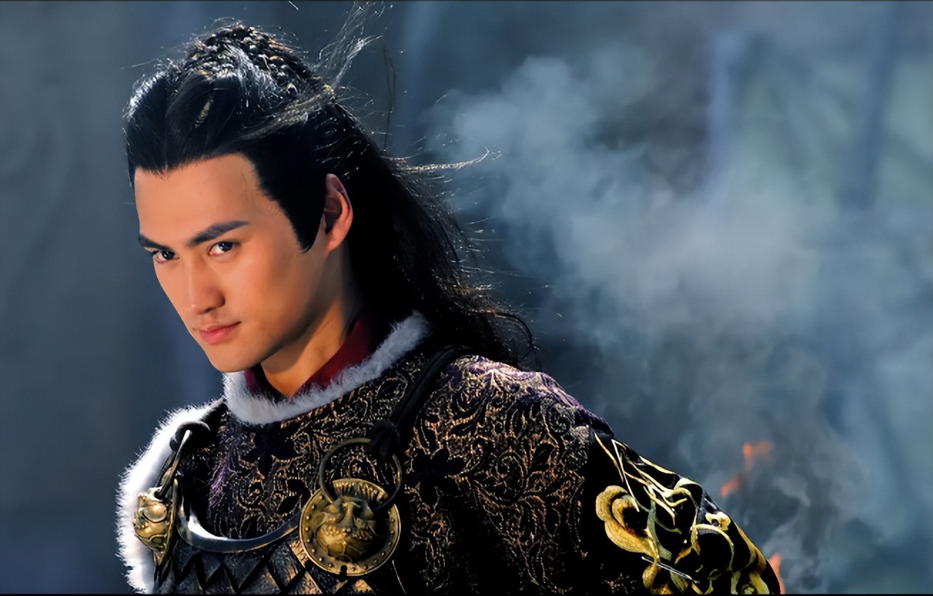 但即便如此,袁弘依旧凭借《仙剑奇侠传三》里的云霆,和08版《射雕英雄