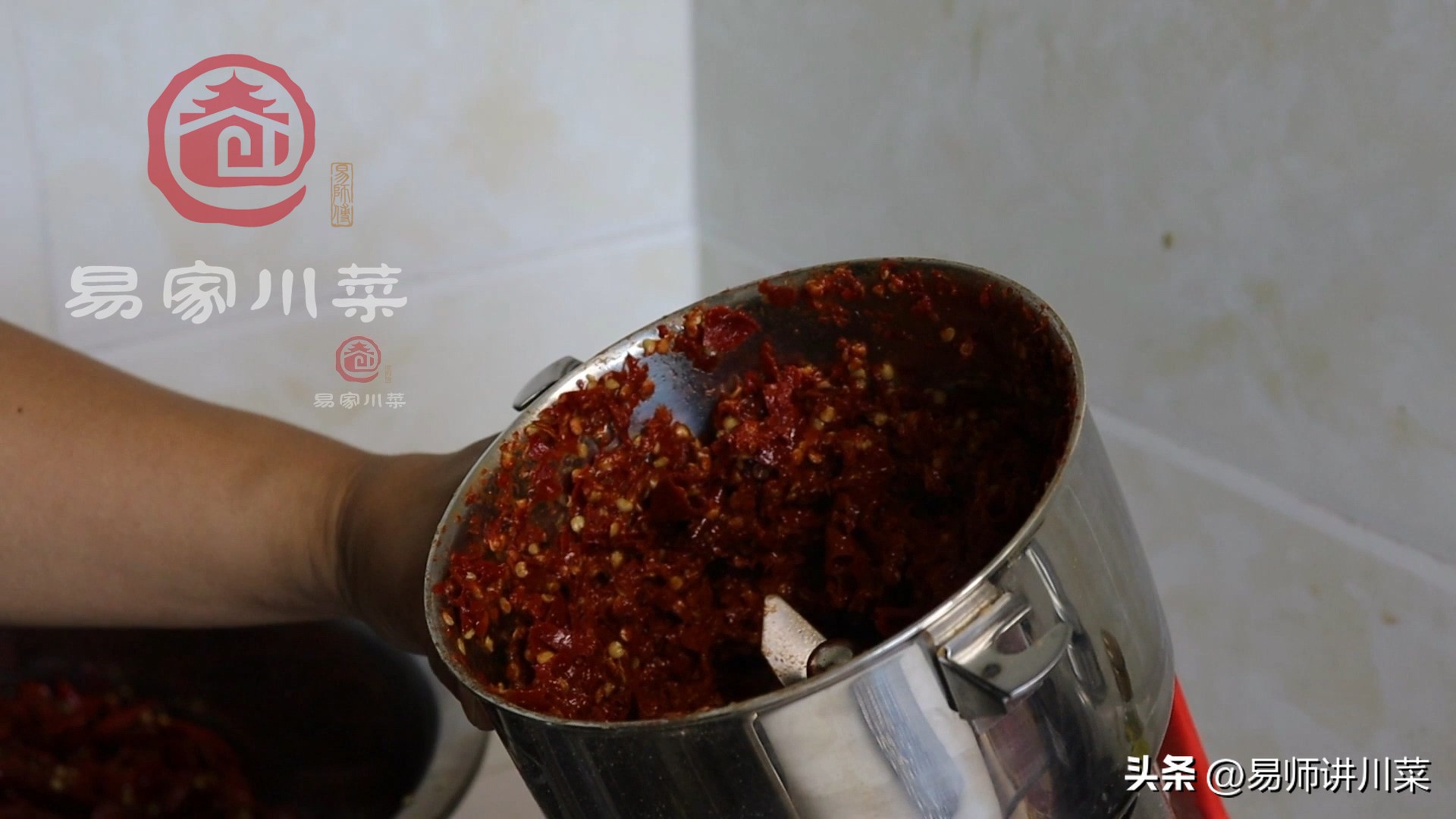 滋粑辣椒怎么做红油（糍粑辣椒用途决定配料和方法）