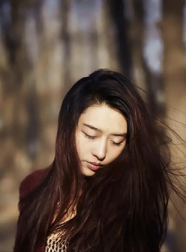 快乐女声2011冠军(2011快乐女声10强现状:段林希夺冠名不副实,杨洋成