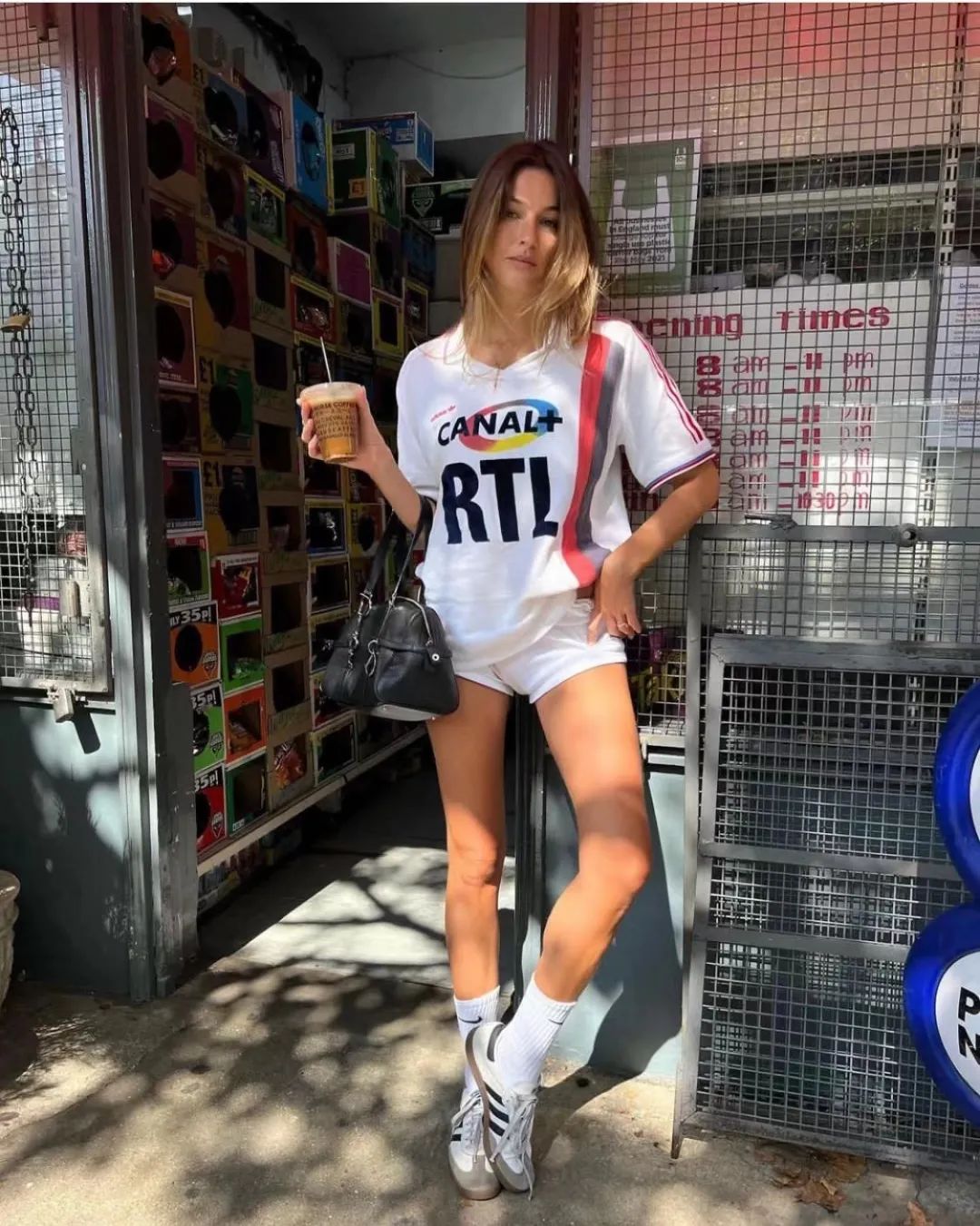 5号足球衣代表什么（世界杯来了，Blokecore 风的球衣穿搭席卷全球）