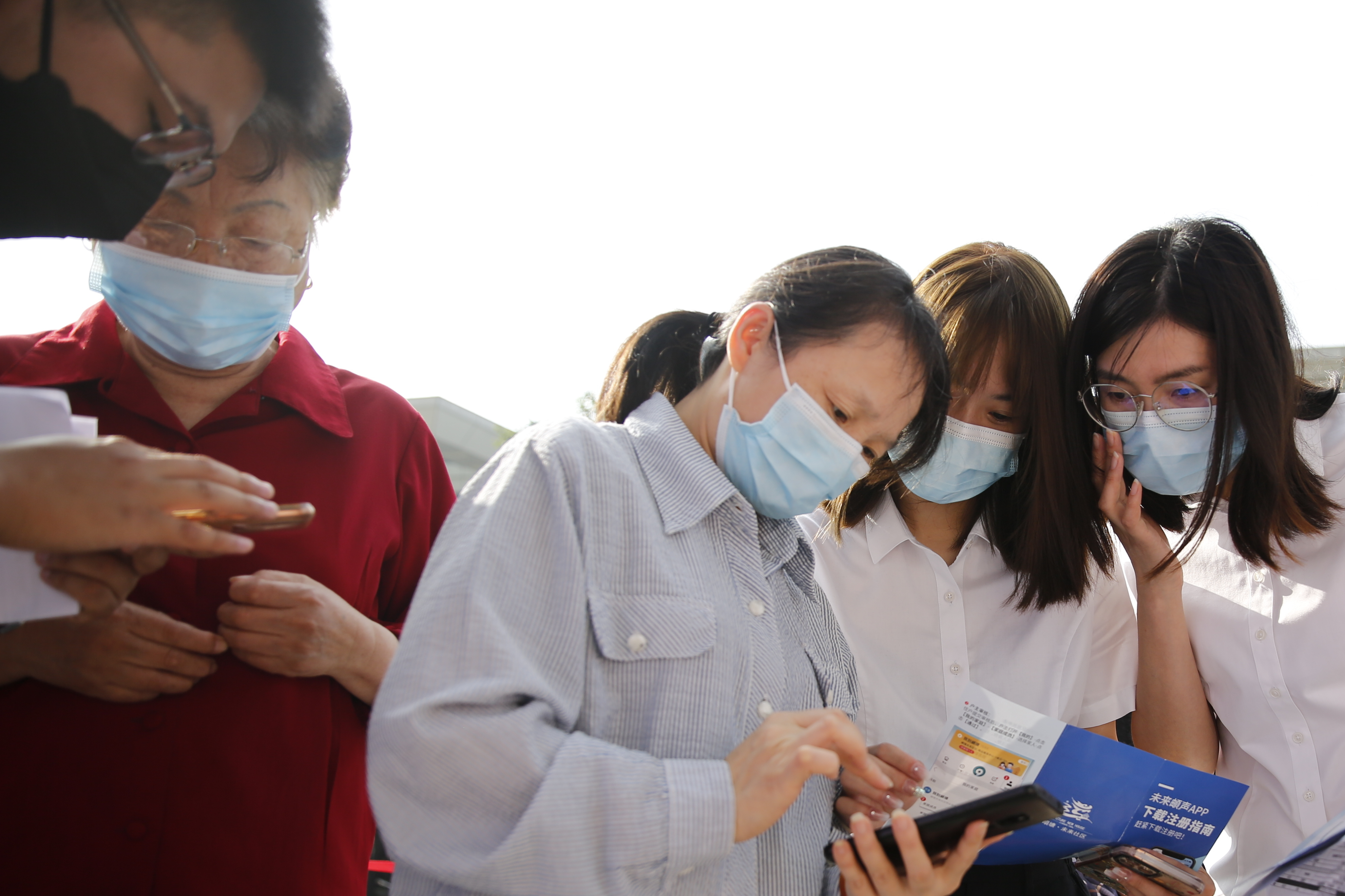 湖州南浔頔塘未来社区：浓情端午 好运“得”粽