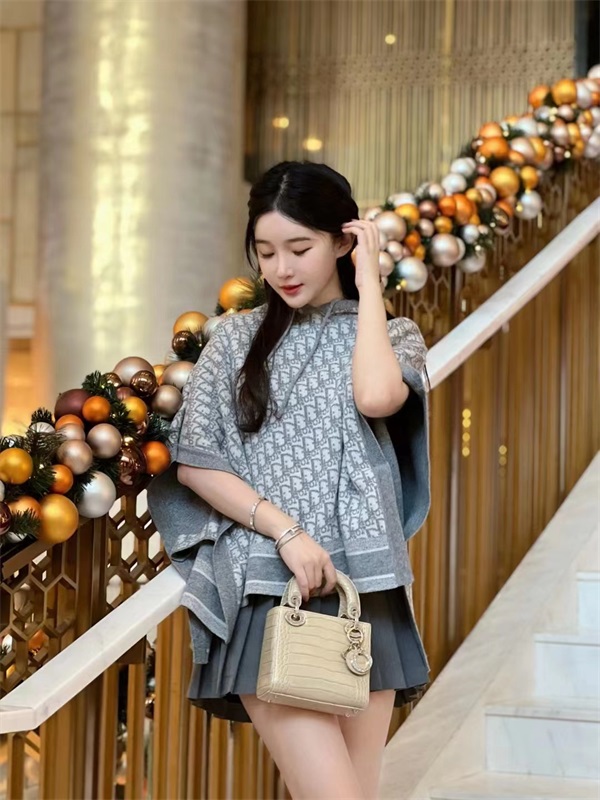 孙心娅闲暇生活照曝光 清纯甜美俏皮可爱