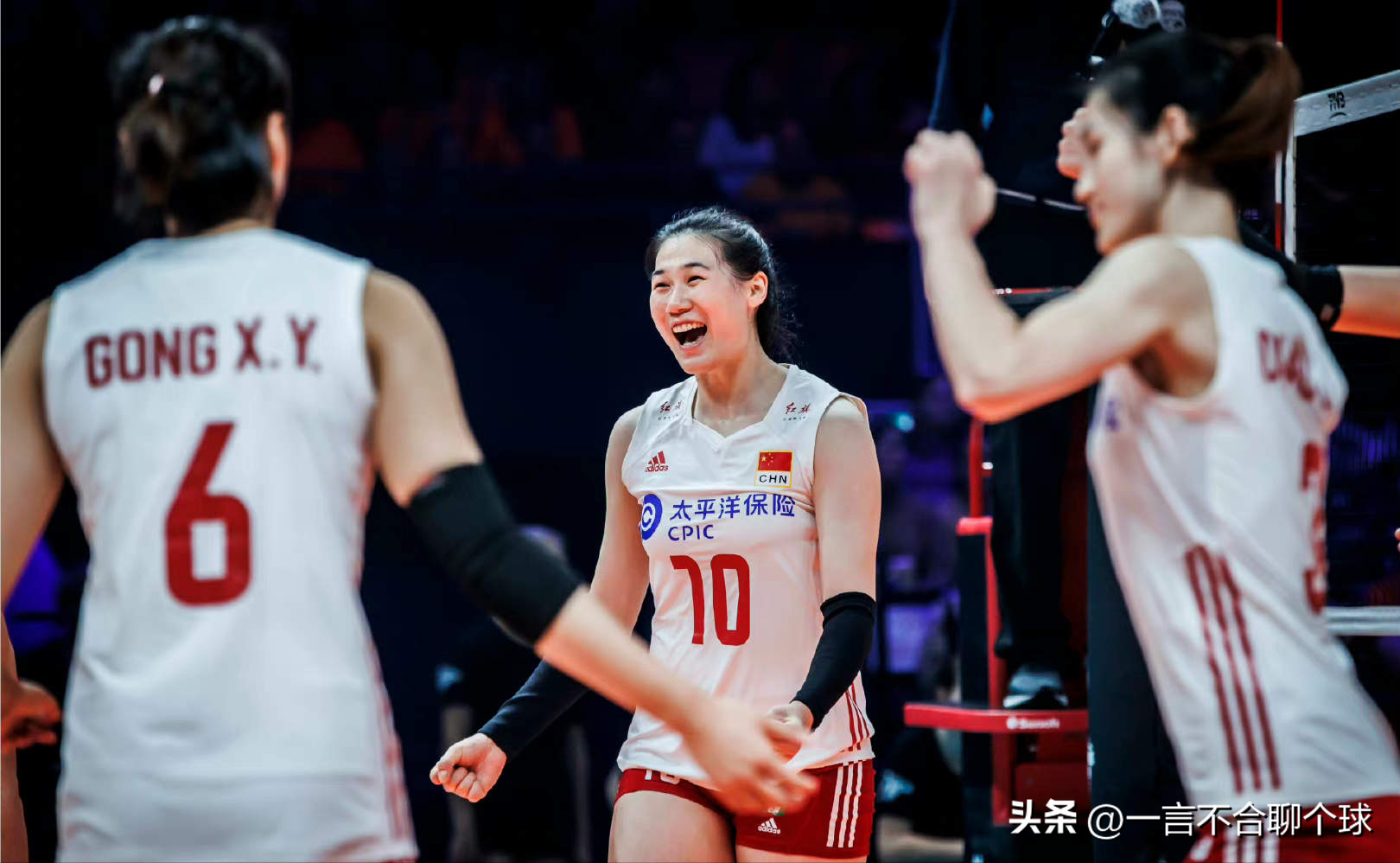 排球世界杯2022賽程表（中國女排最新賽程公布！8強賽完整對陣出爐，再戰意大利能否贏球）