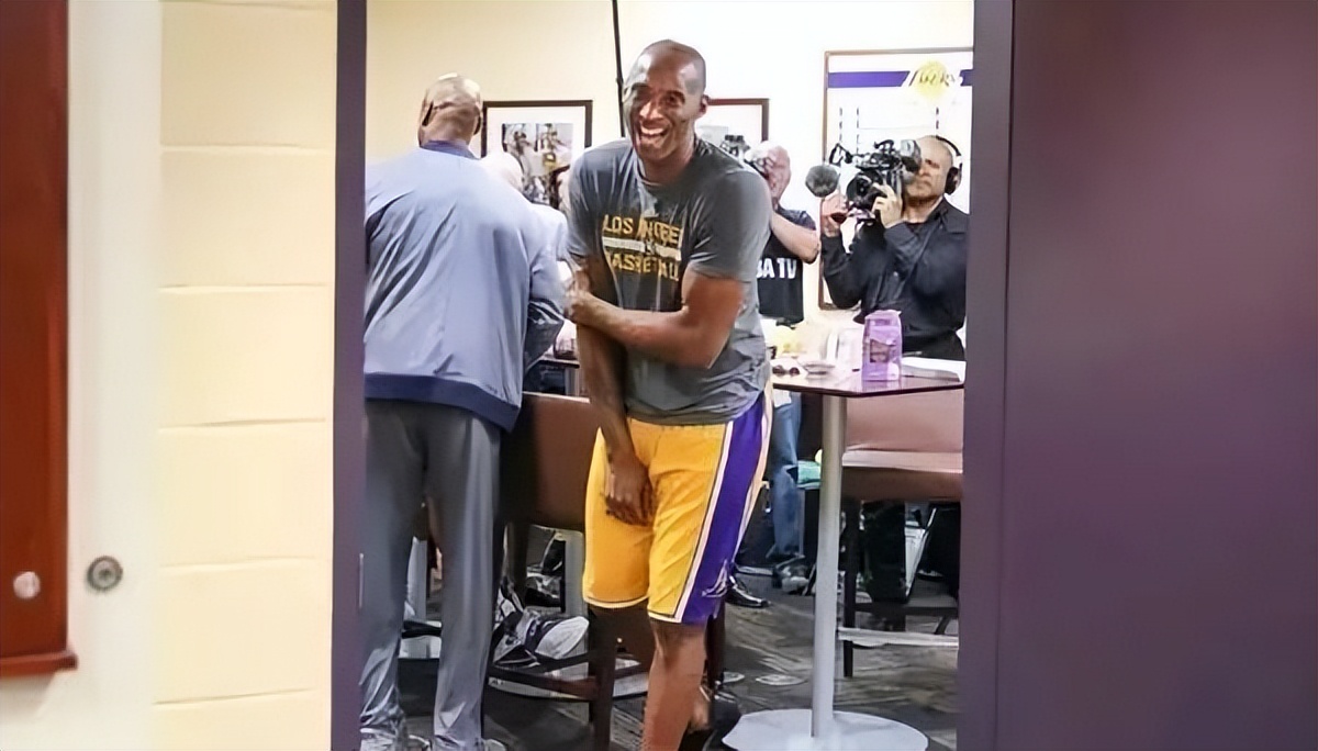 科比退役比赛回放（科比退役六周年，他和那场60分的表演，你还记得吗？）