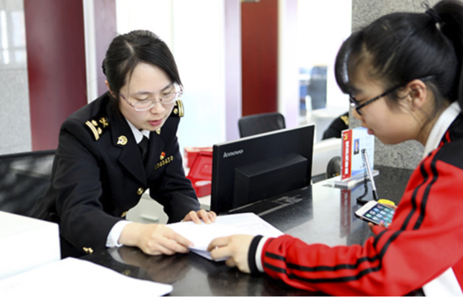 公务员“晋升年龄表”来了，职工超过了一定年龄，很难有机会晋升