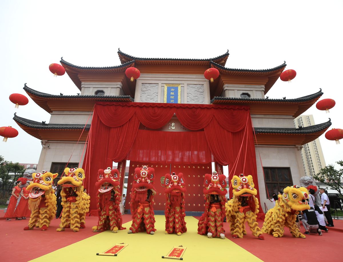 湖北十大名酒榜单揭晓：黄鹤楼与白云边荣登湖北两大名酒之列