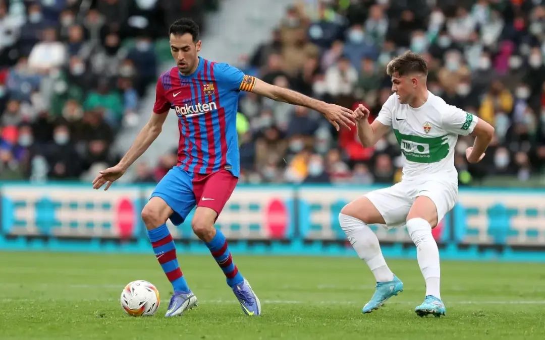 哪里有巴萨足球比赛看（别拦我，周六十点当然要看巴萨的比赛啦）