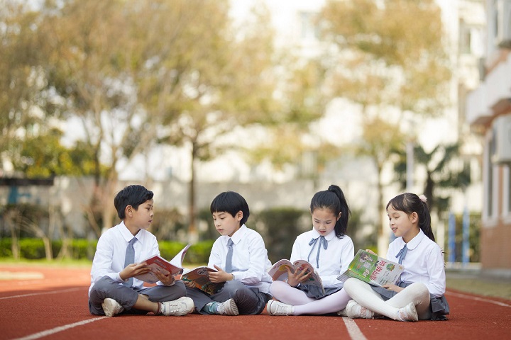 与其打骂生闷气，不如这样夸孩子，夸出孩子的内在动力