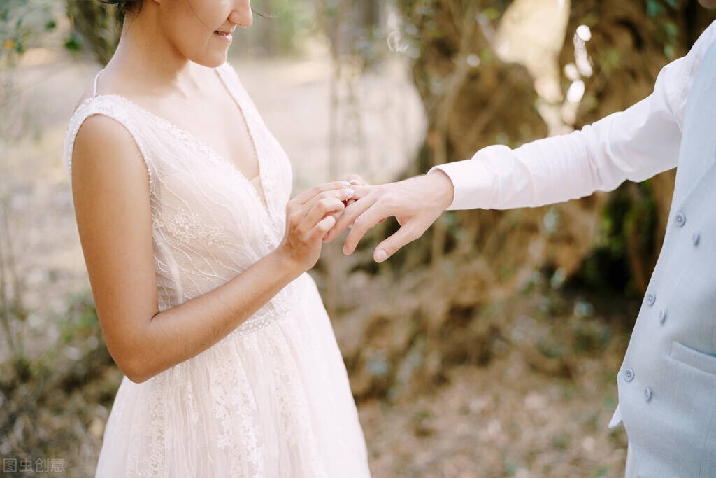 再婚夫妻，面对哪些问题，这三个很现实