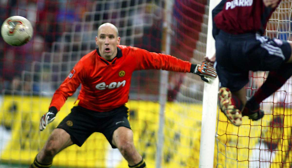 扬科勒多次做出世界级的扑救,他也被评为了德甲当周的最佳门将