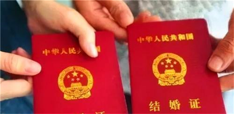 2020年杭州女子千里寻出轨丈夫，小三赌气跳楼，女子被索赔109万