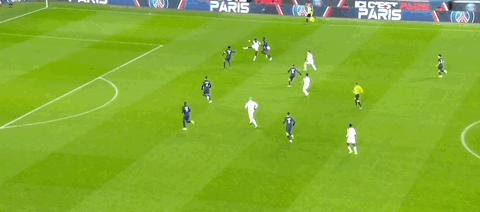 法甲-内马尔助攻后染红 姆巴佩补时造点+绝杀 巴黎2-1豪取八连胜