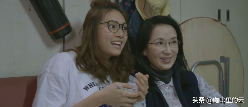 《香港爱情故事》：别被剧名蒙蔽，这可谓是TVB近年来少有的佳剧