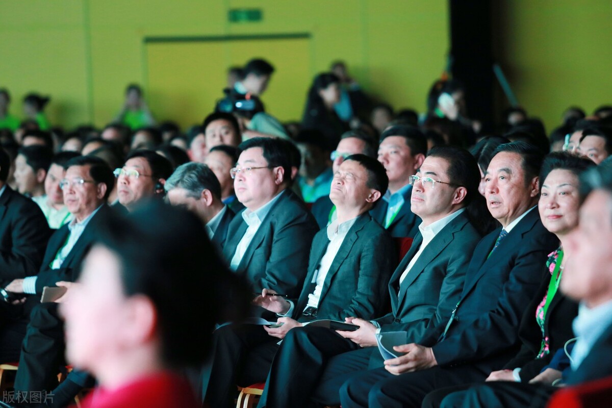 公司年会主题名称大全2022公司年会主题创意名称