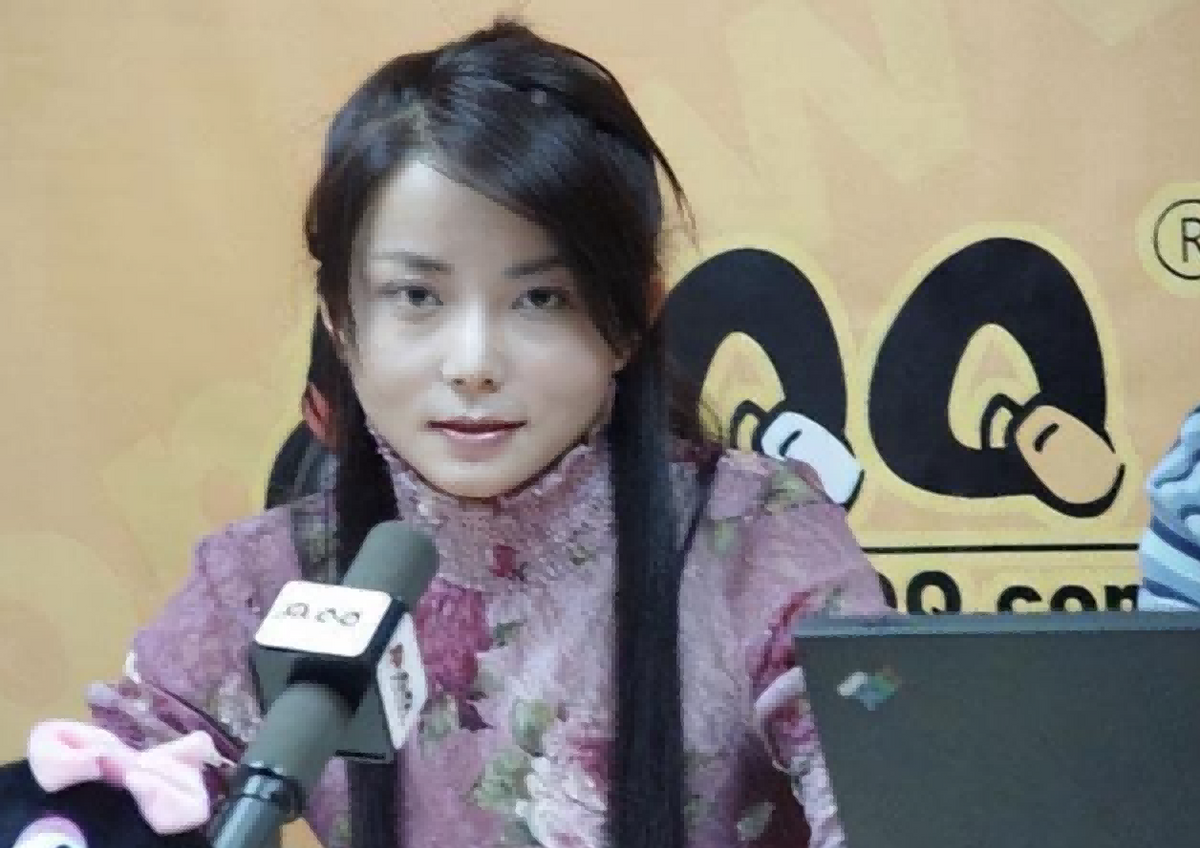 李钰去世13年后,曾为她隐退江湖的花花公子汪雨,早已有了新故事