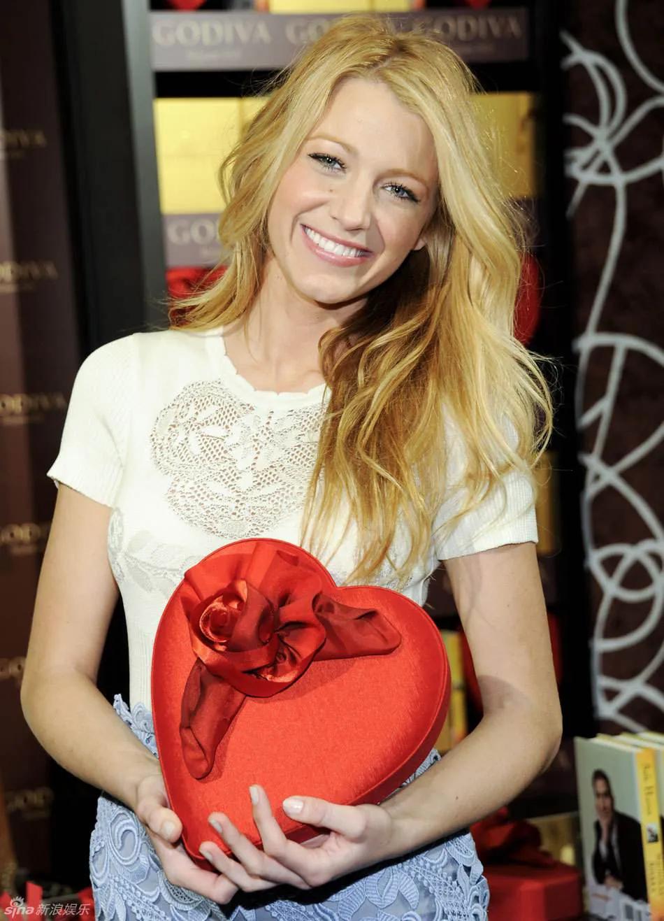 "s女王"布莱克·莱弗利:金发碧眼第一美