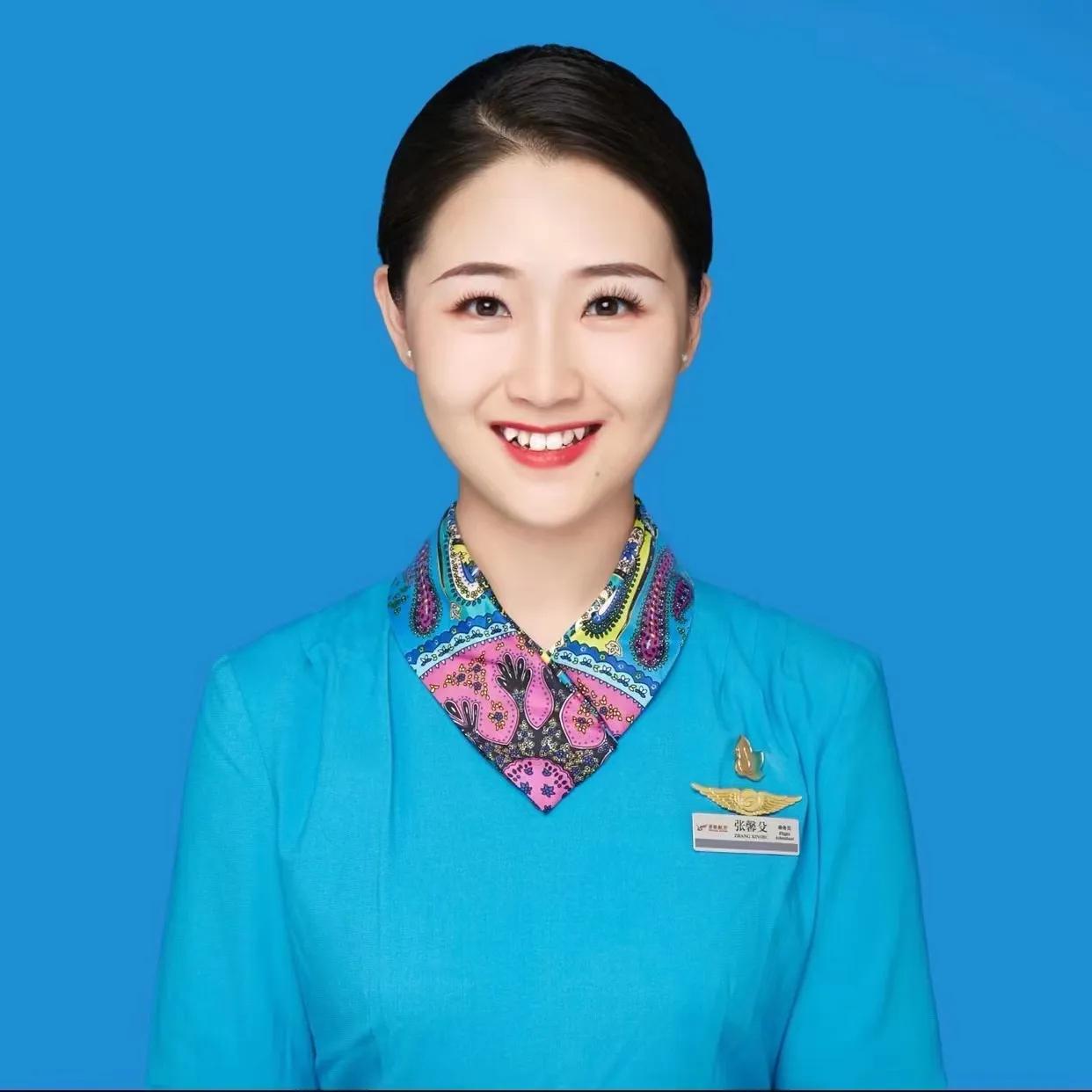 2023年深圳机场春运图片(世界航空小姐协会：世界最美机场和中国最美空姐诞生，深圳上榜！)