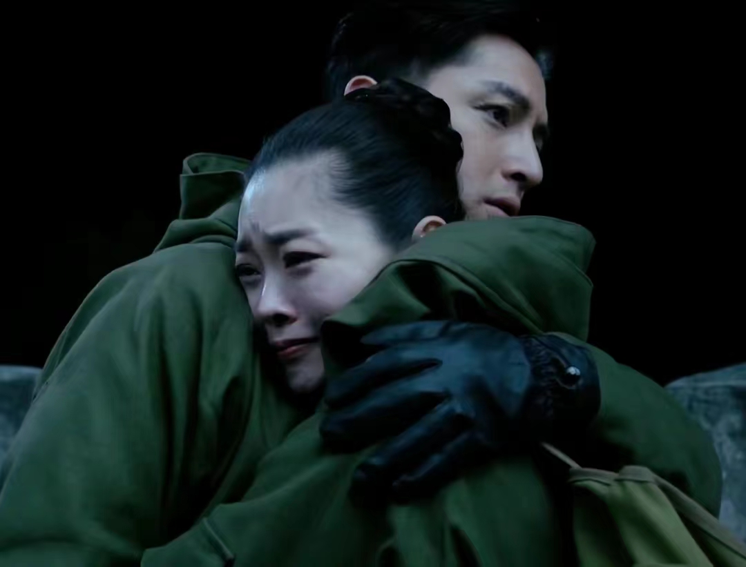 三看《伪装者》才懂为何明台说于曼丽是他的半条命,却选了程锦云