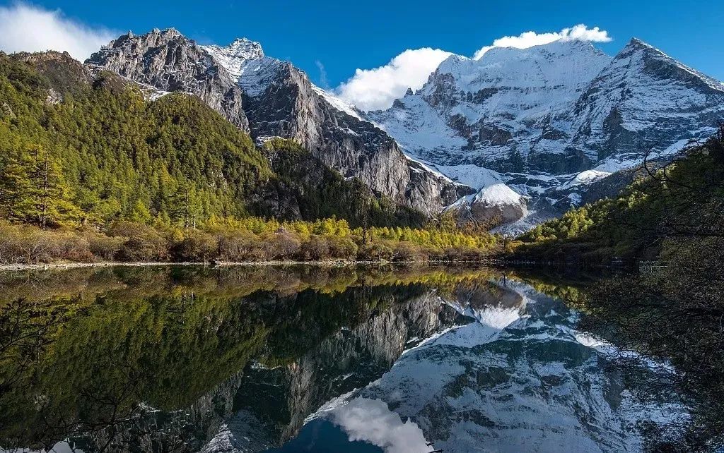 全球十大情侣旅游胜地(适合夫妻牵手旅行的8处风景地，每个都浪漫至极！你们去过几个？)