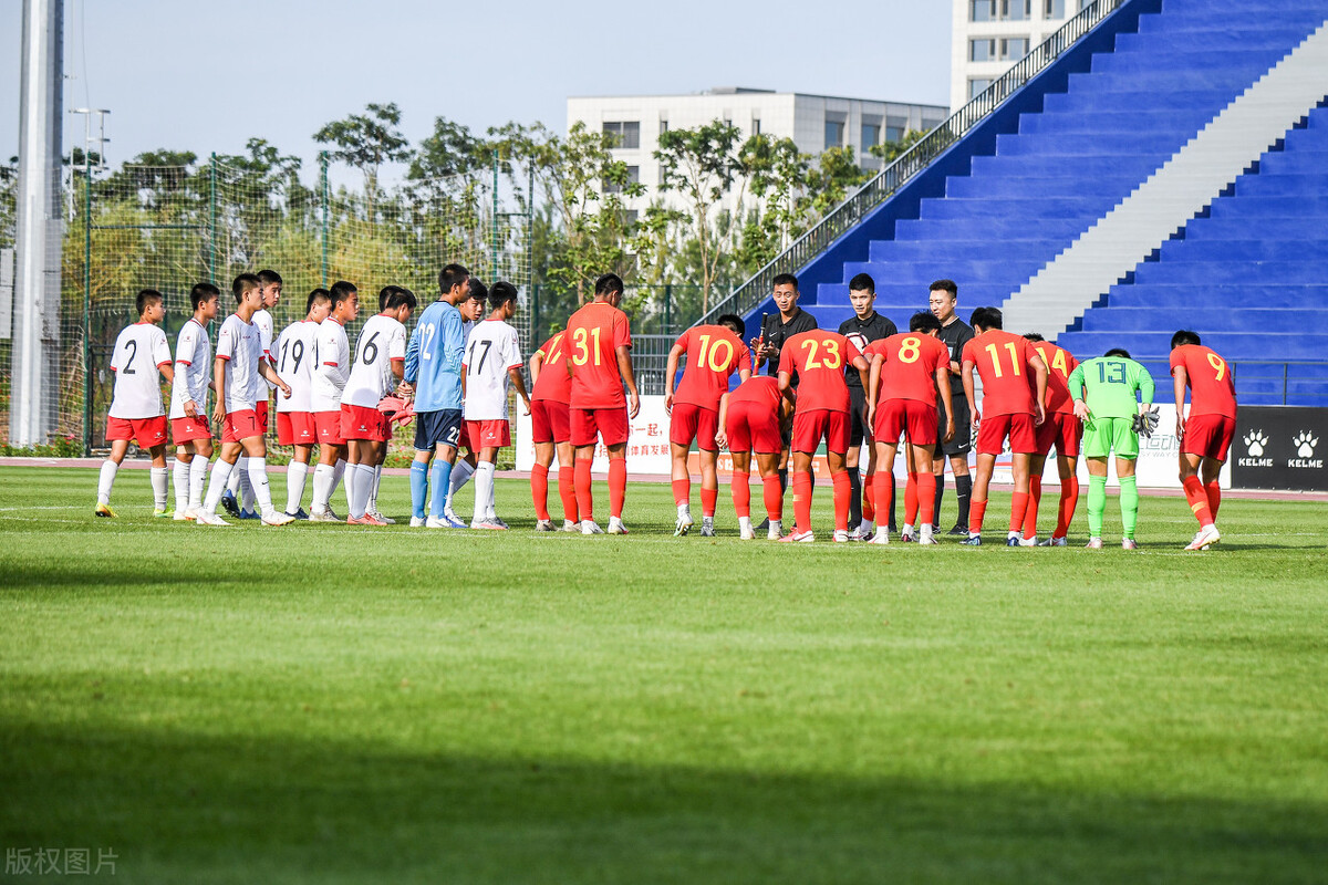 王云龙足球现状(曾获足协主席赏识，梅开二度助国少7打11力克日本，怎奈下滑太快)