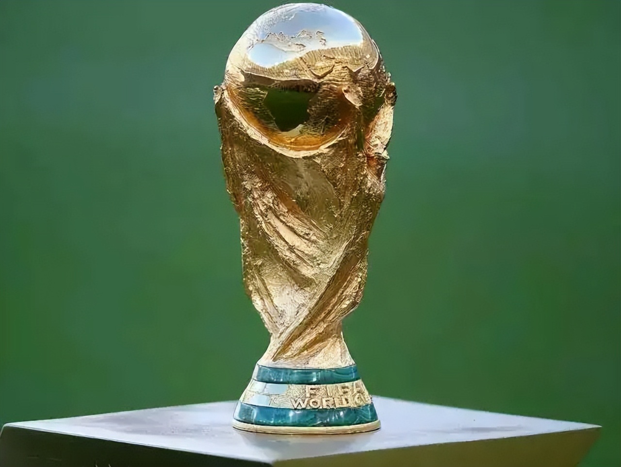 世界杯紀念鈔上為什么沒面額（2022卡塔爾世界杯紀念鈔面世，上面居然還能看到中國的身影）