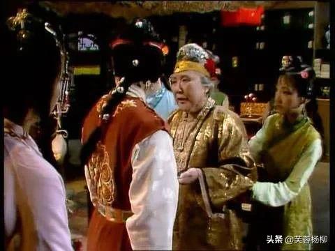 邓云乡说，最欣赏“二姐媚妆”，张明明有多美？这些照片足以证明