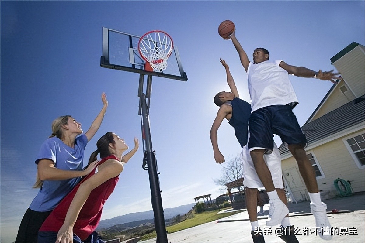 篮球低运球时以什么发力（大人与孩子练球时都会忽略的小细节-低运球）