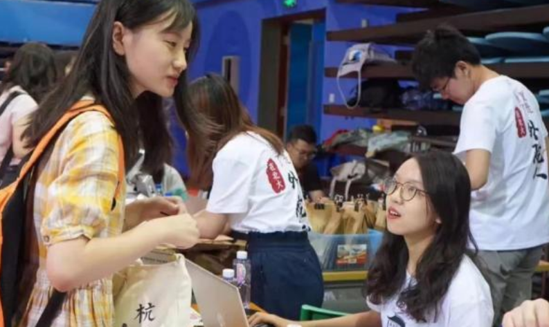 某“寺院”招聘会计，带编制月薪1.5万，大学生“抢破头”报考