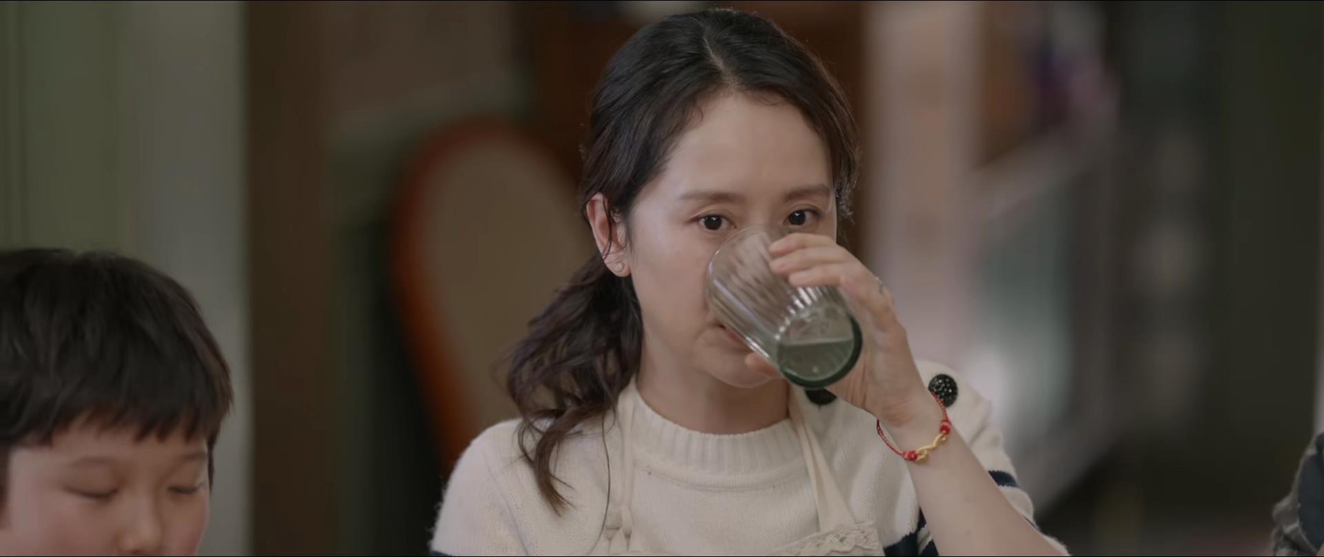 《心居》心疼冯晓琴的人都被她的外表欺骗了她真不是什么善茬