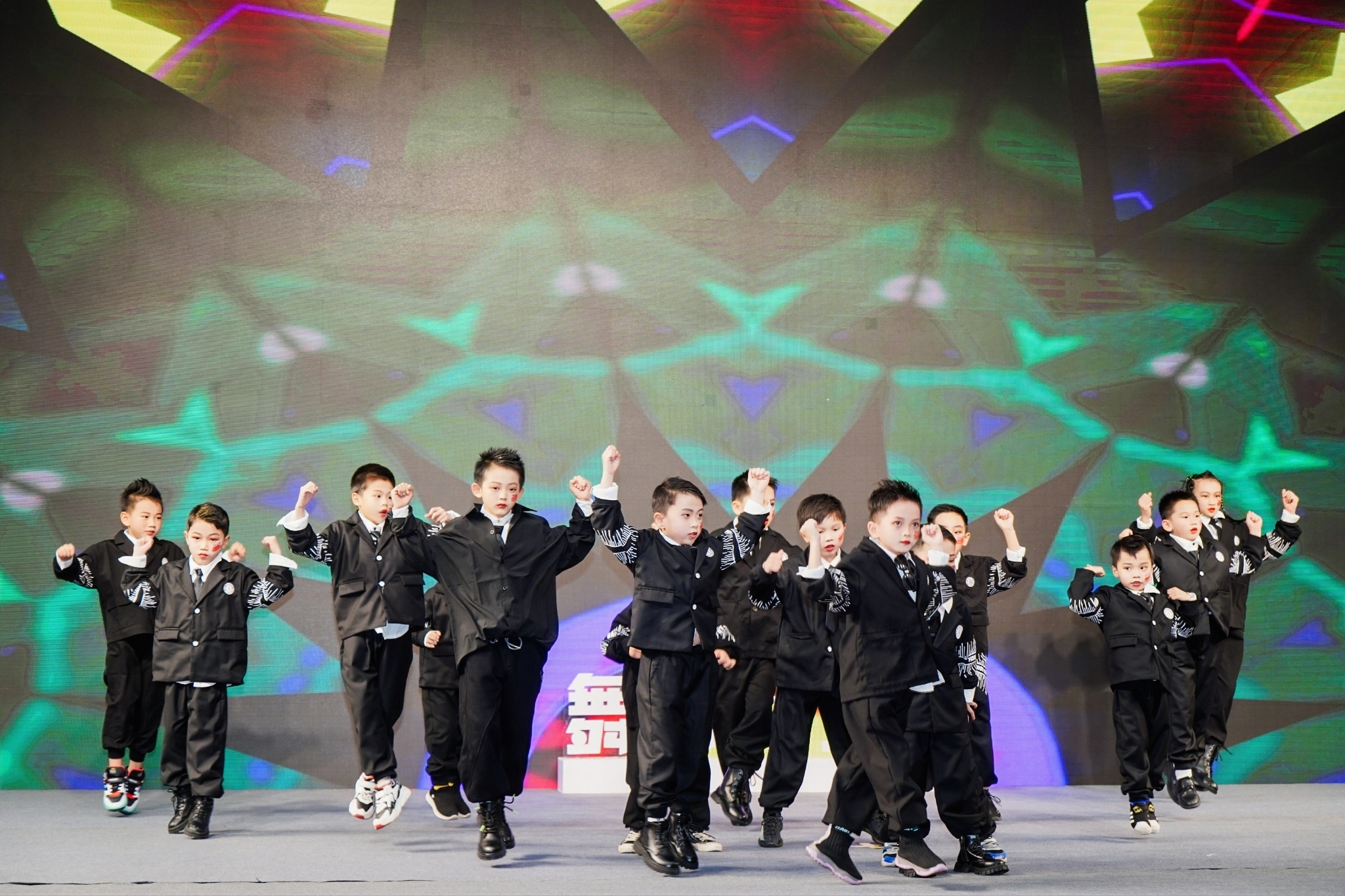 元旦献礼！舞林新生代广州赛区8场海选赛在白云万达成功举办