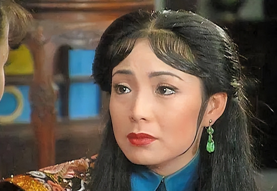 戴春荣:出演《还珠格格》走红,嫁给郝杰,结婚36年依旧恩爱如初