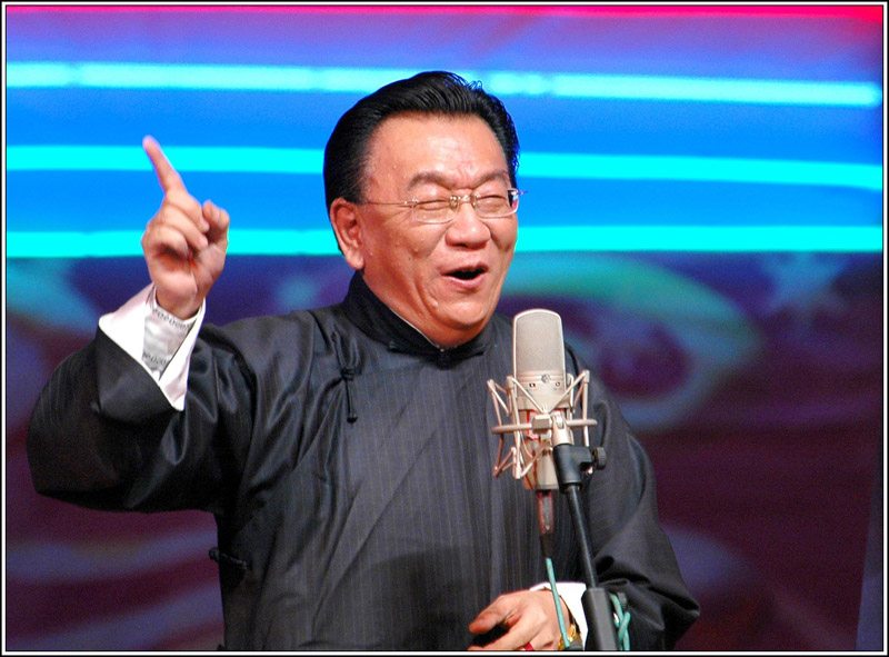 这一次,76岁的侯耀华,终于为自己的行为付出了代价