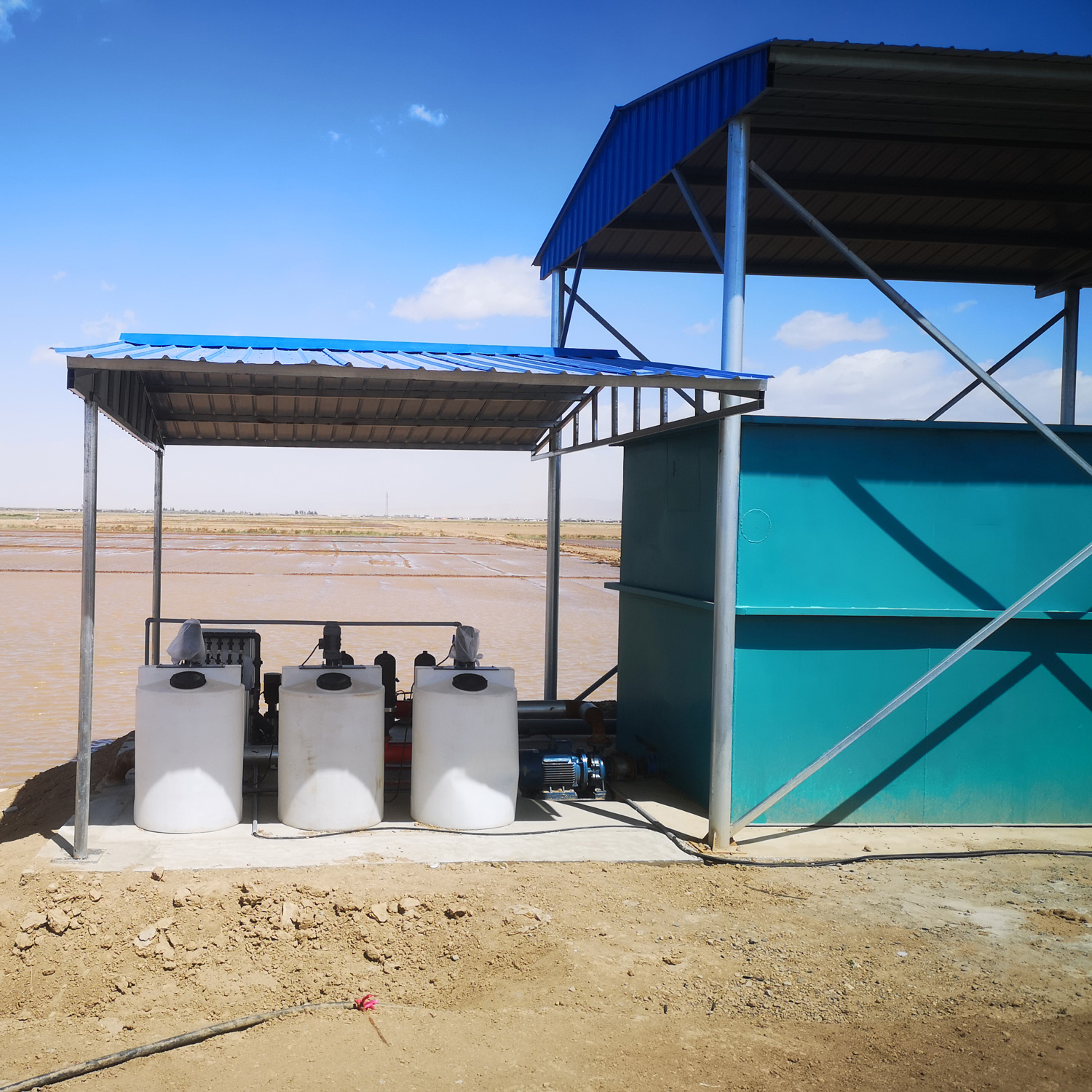 自動(dòng)水肥機(jī)機(jī)具有哪些產(chǎn)品特點(diǎn)？