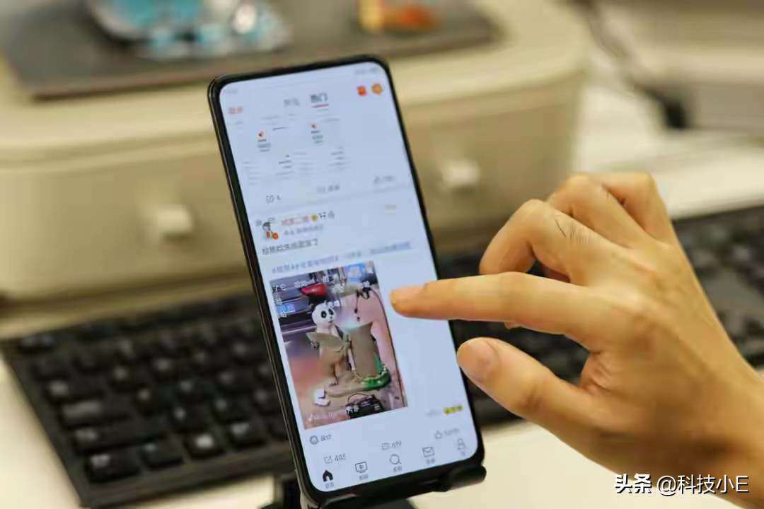 中兴发力清仓，骁龙870+屏下镜头+6400万四摄，售价不到2000元