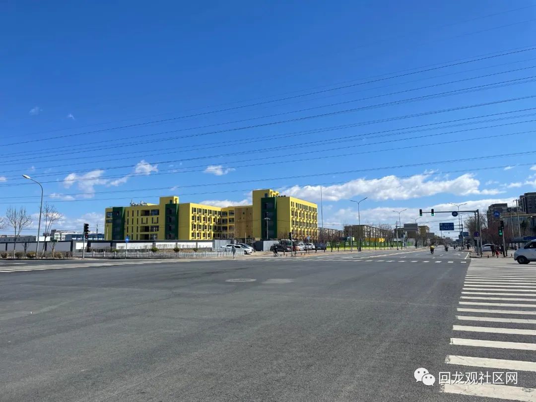 今年9月开学，清华附中昌平学校和首师大育新学校最新消息来了