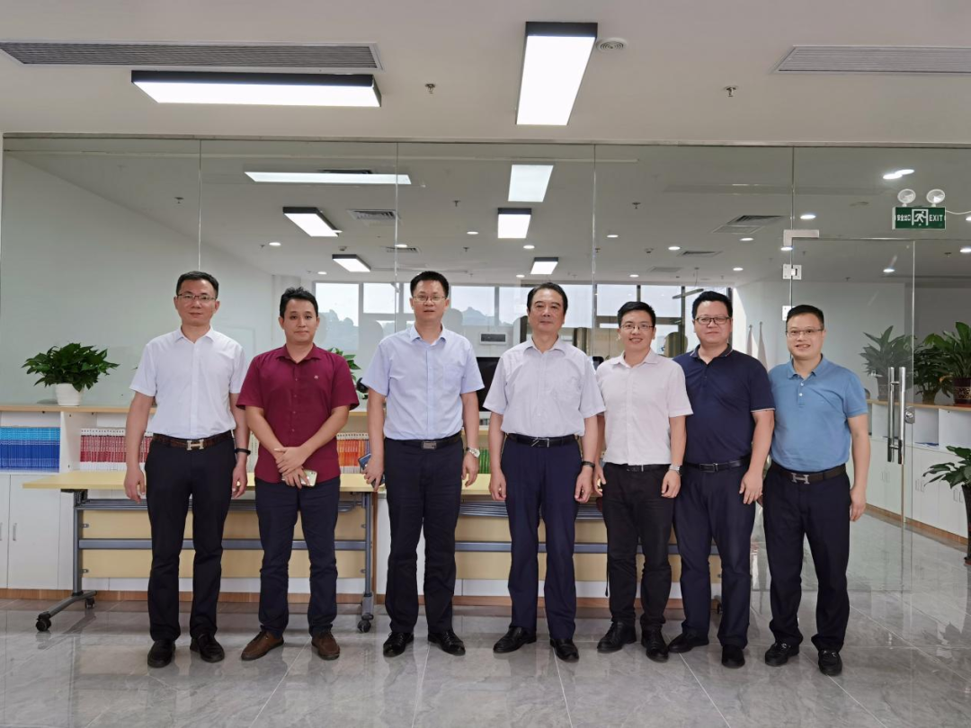 广东外语外贸大学南国商学院莅临泰迪智能科技指导交流