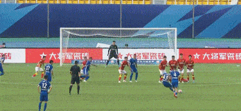 哪里有专业看足球直播的（CCTV5直播泰山VS广州城！CCTV5+直播榜首大战武汉三镇VS上海申花）