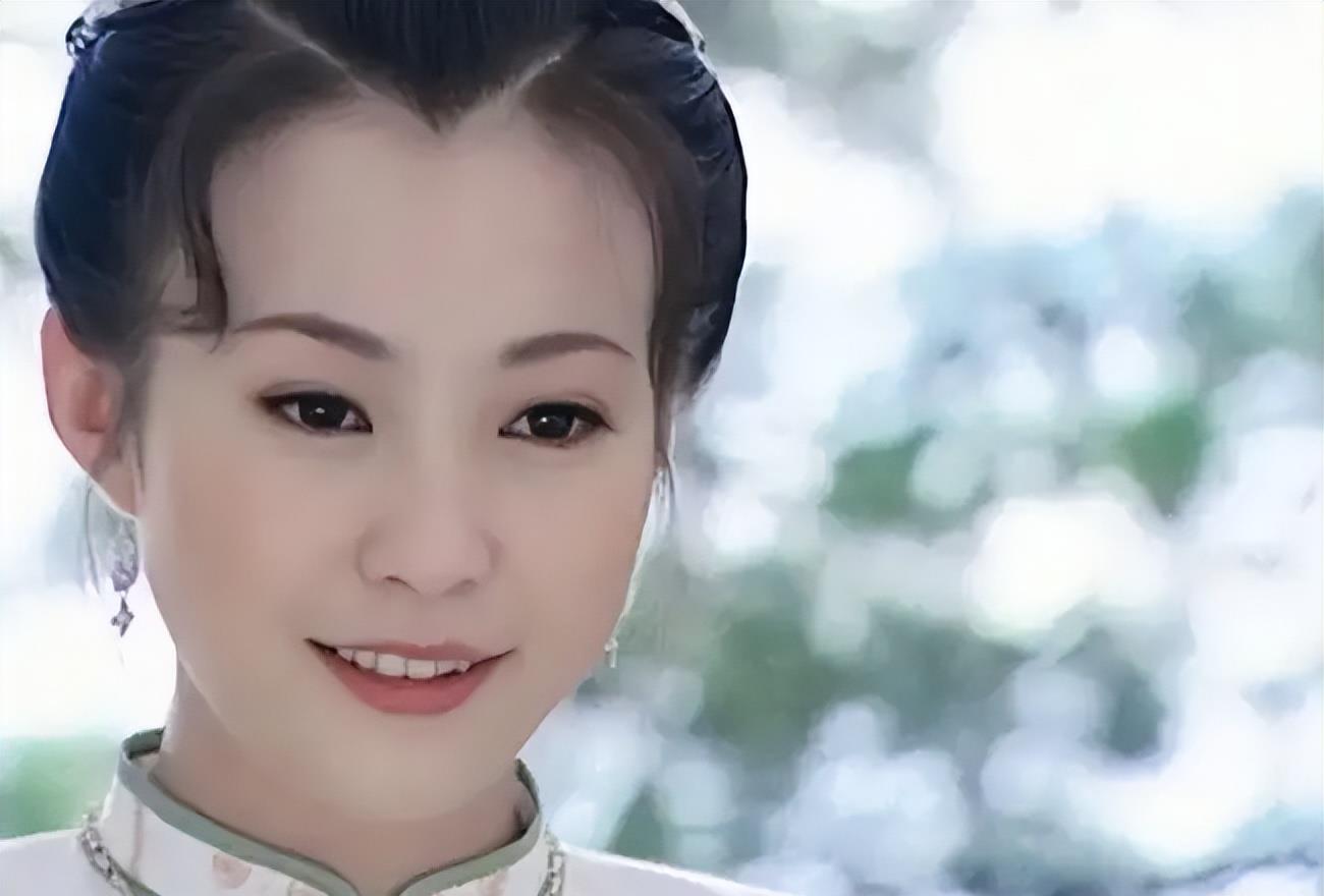 郝蕾的丰腴,刘涛的壮硕,章子怡的疲态,击碎我对少女的美好幻想