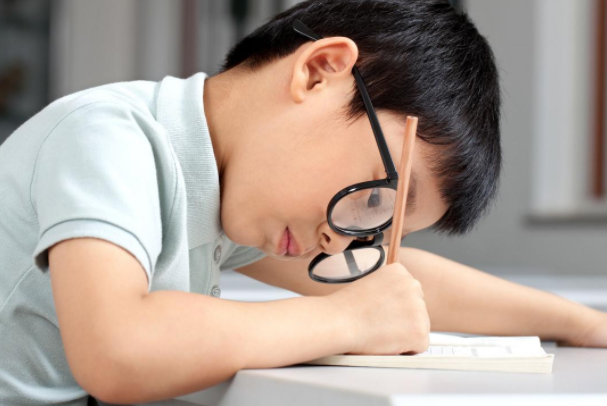 毕业生婚育推迟现象递增，为鼓励年轻人生娃，浙江出台相应政策