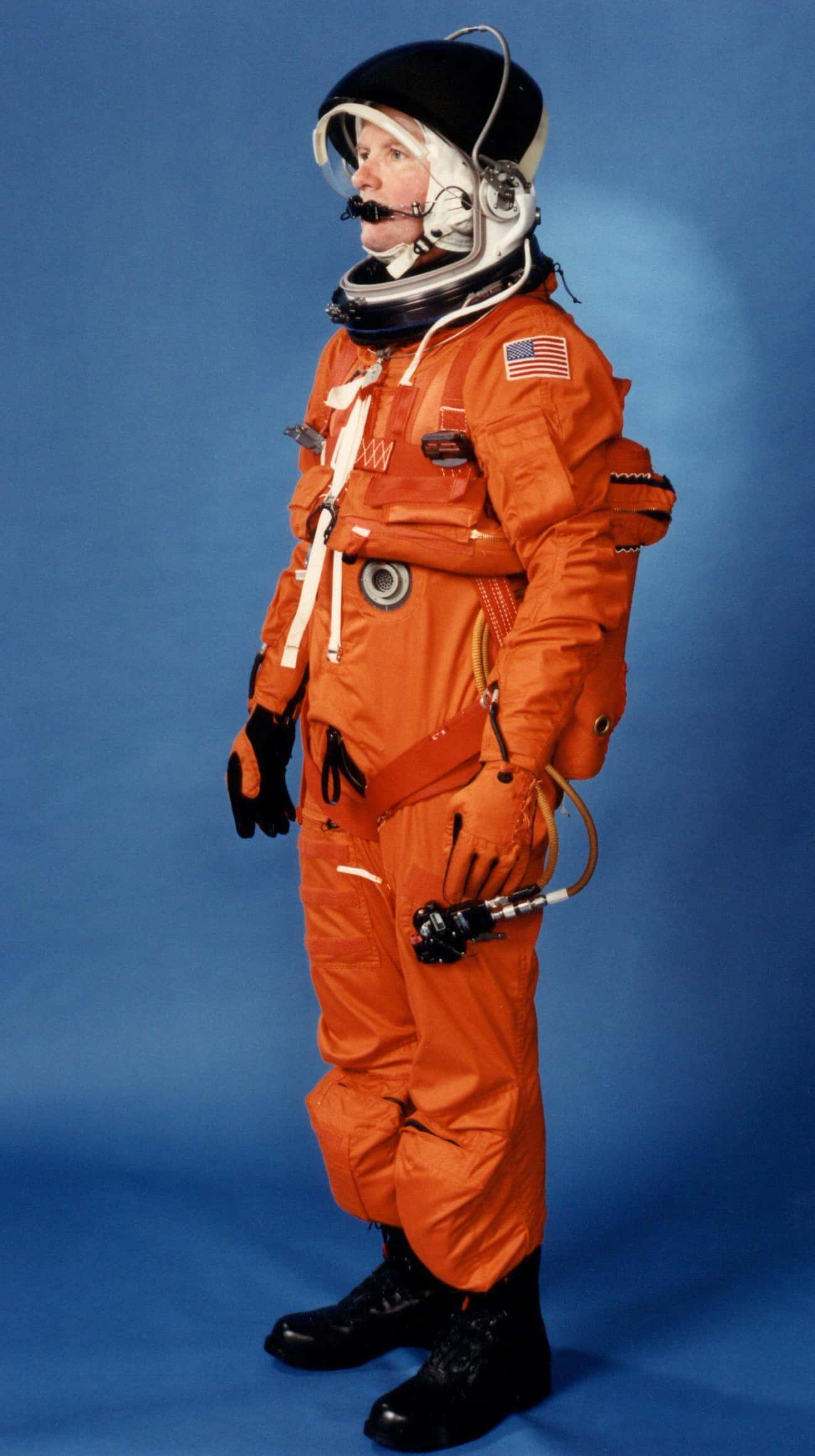 宇航服在几十年里,造型都有了哪些变化?最初这款设计让人意外!