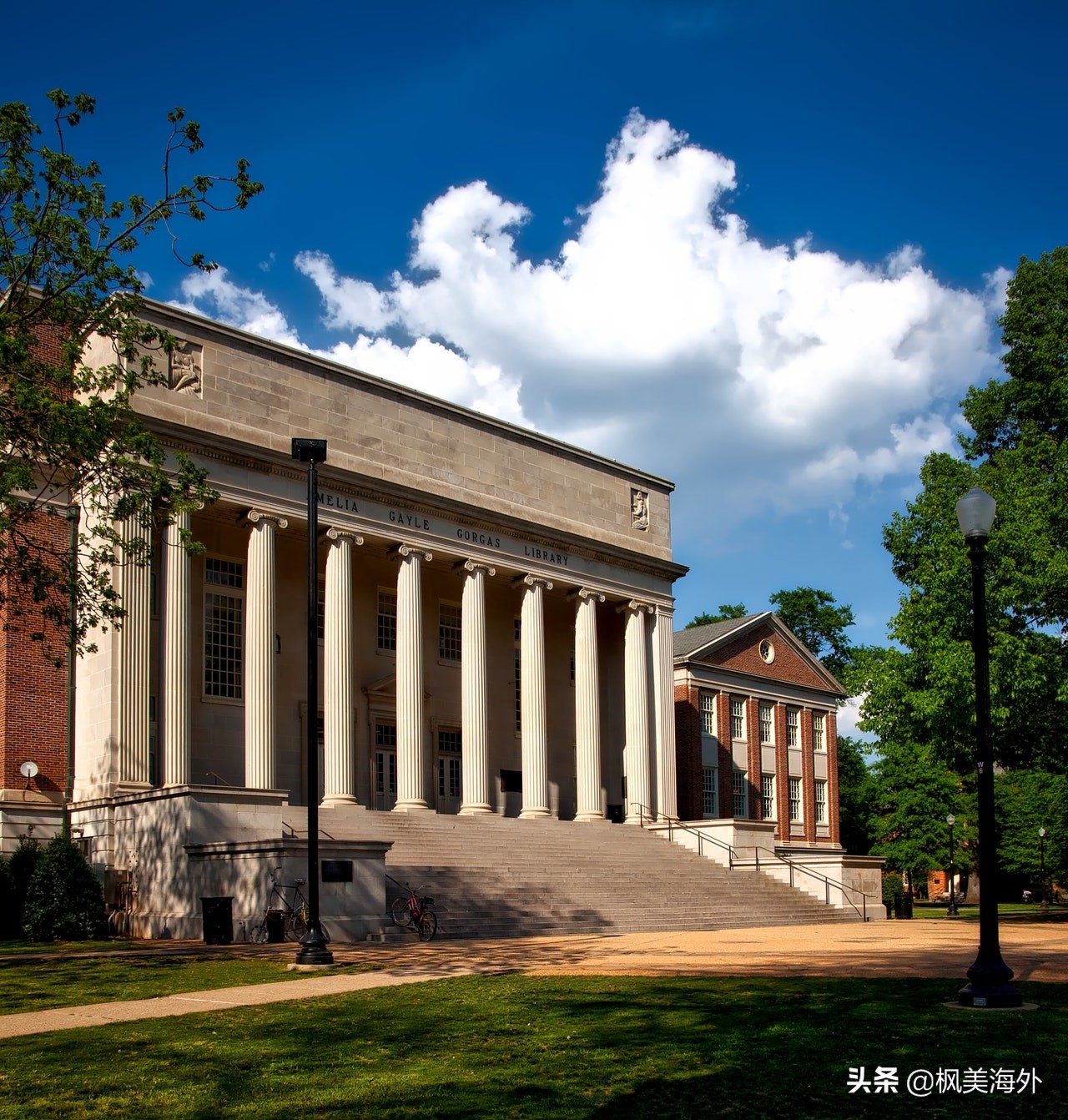 圣母大学(university of notre dame)年度本科学费:55,046美元准蜒