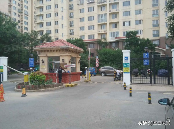 侄子由大姑抚养20年,长大向姑父母索要安置房,大姑：你爸有三套房