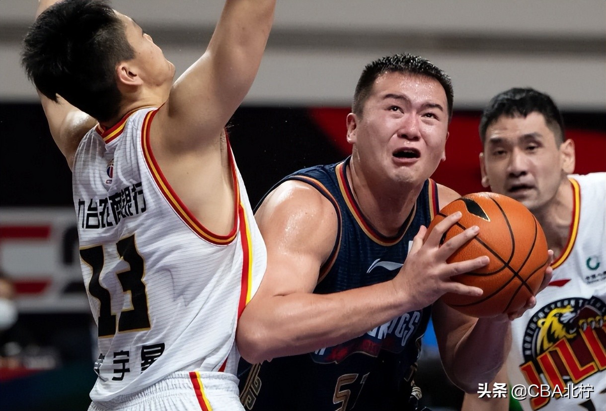 cba广东队外员在哪里(CBA三消息：广东锋线外援人选，张镇麟很难进NBA，万圣伟二次减肥)