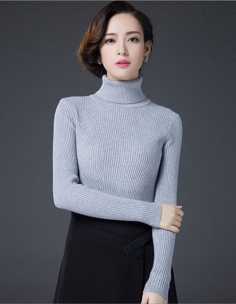 冬季用针织温暖生活，一件好看的打底毛衣，尽显优雅轻熟风情