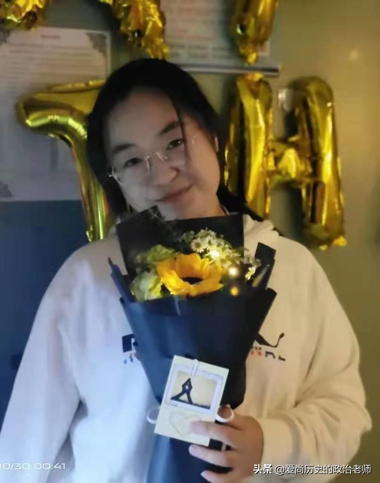 11位清华大学学霸来任市中学啦