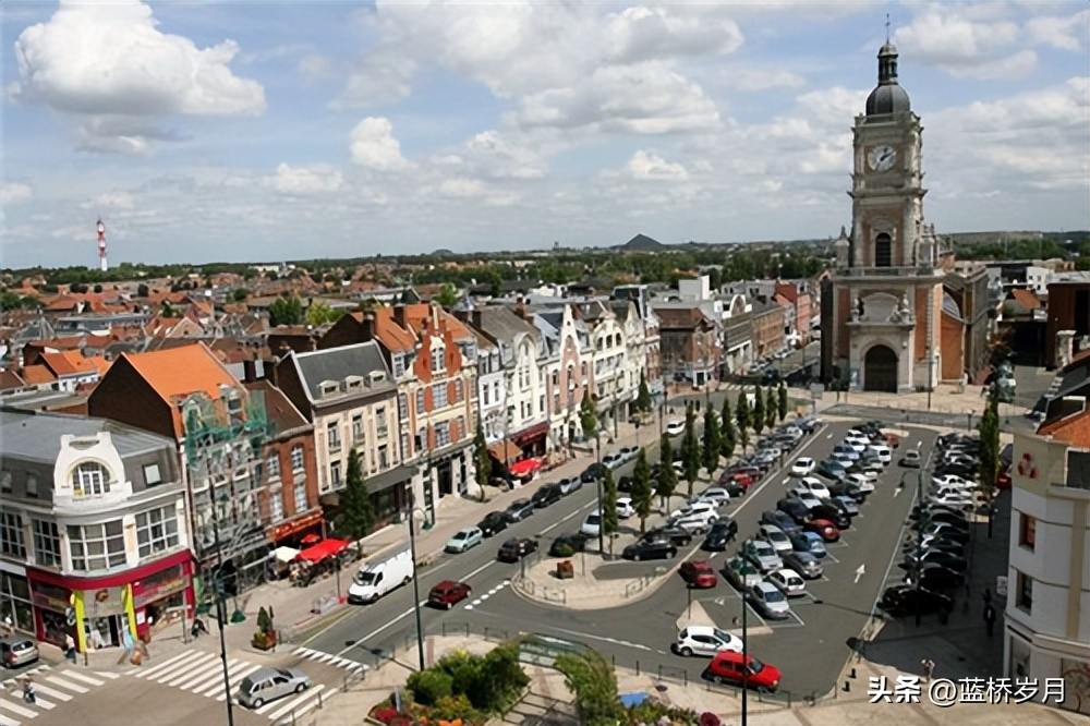 法甲指的是什么（足球岂止大都会！全城不足十万人，这些球队却站在了五大联赛）